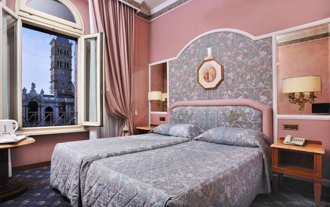DELUXE DOUBLE ROOM WITH VIEW Mecenate Palace Hotel Rome DELUXE DOUBLE ROOM WITH VIEW Mecenate Palace Hotel Rome