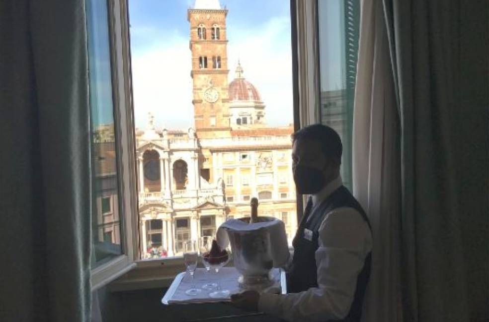 Deluxe double room with view Mecenate Palace Hotel Rome