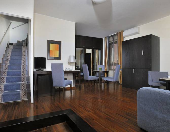 APARTMENTS Mecenate Palace Hotel Rome APARTMENTS Mecenate Palace Hotel Rome
