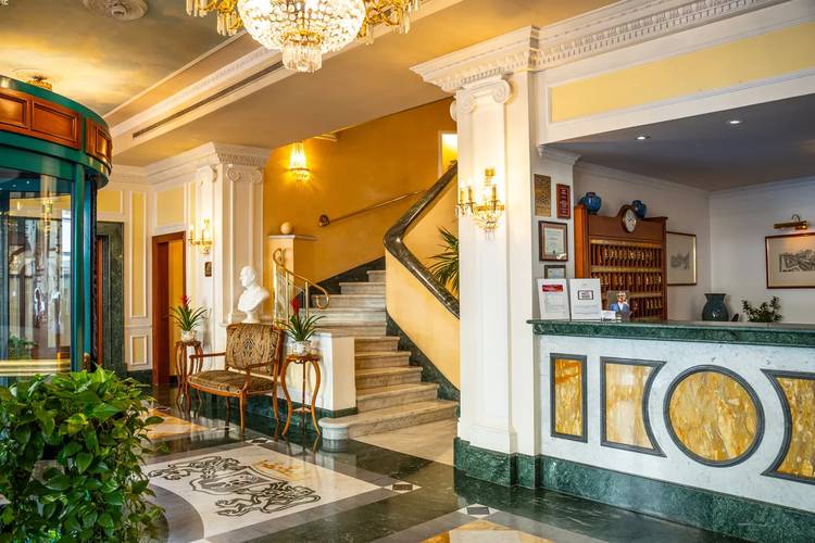 Business hotels in rome: hospitality excellence in the capital city Mecenate Palace Hotel Rome