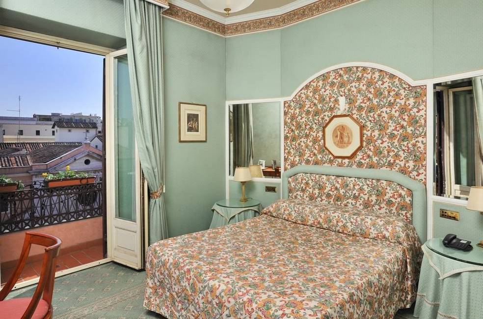 Superior double room Mecenate Palace Hotel Rome