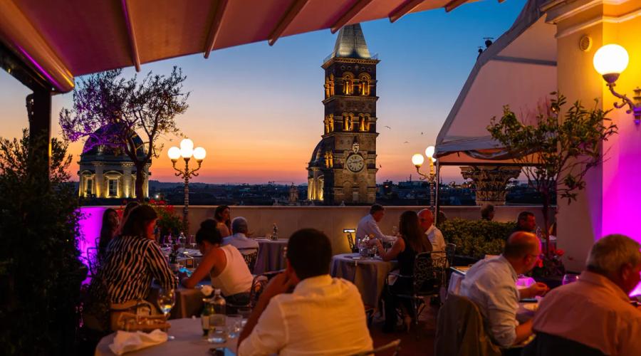 La Terrazza Dei Papi: enjoy a unique experience in the center of Rome Mecenate Palace Hotel La Terrazza Dei Papi: enjoy a unique experience in the center of Rome Mecenate Palace Hotel