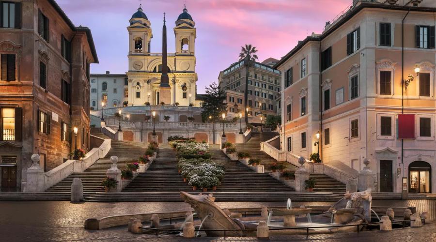 The elegance and history of the Piazza di Spagna in Rome Mecenate Palace Hotel The elegance and history of the Piazza di Spagna in Rome Mecenate Palace Hotel